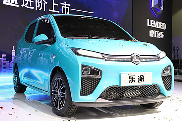 最大续航超150km，雷丁MIA家族新品乐途首发