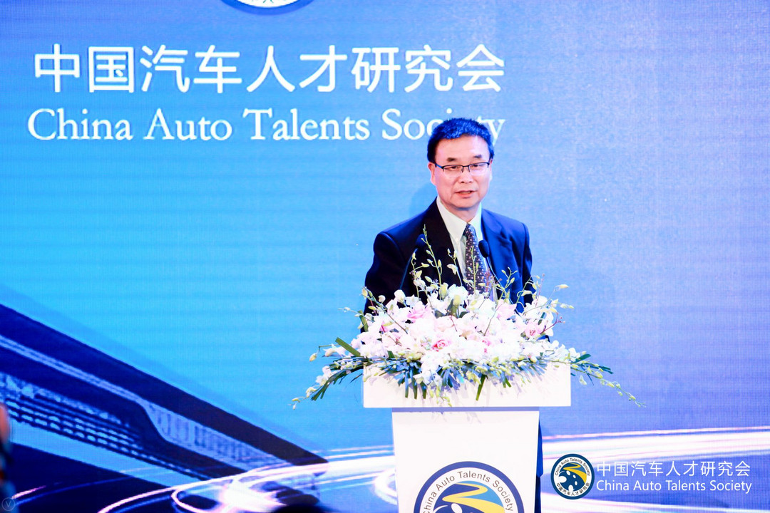 10 北美華人汽車工程師協(xié)會副會長董愚.jpg