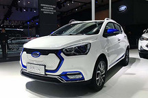 续航350km纯电动小型SUV 江淮iEV7S亮相成都车展