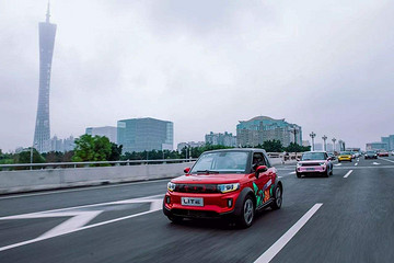 LITE无人驾驶车亮相  北京车展将实现正式上路