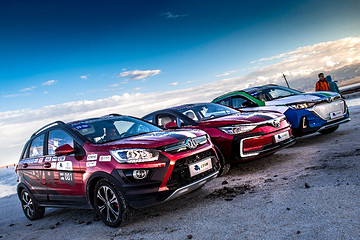 斩获19项大奖！荣誉见证北汽新能源2018环青赛精彩征途