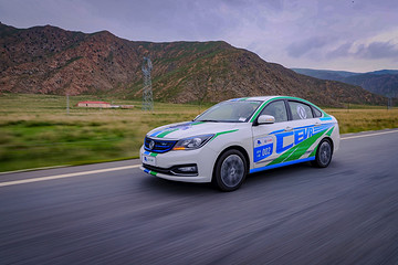 东风风神E70勇夺环青海湖电动汽车挑战赛五项桂冠