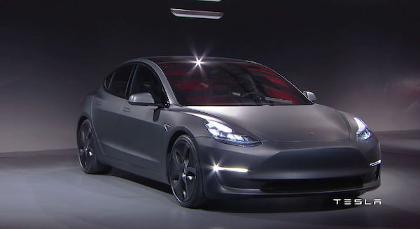 特斯拉model 3.jpg