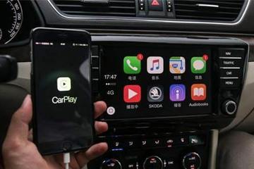 Carplay 第一次進入豐田汽車，距離蘋果公布這事已經(jīng) 4 年了