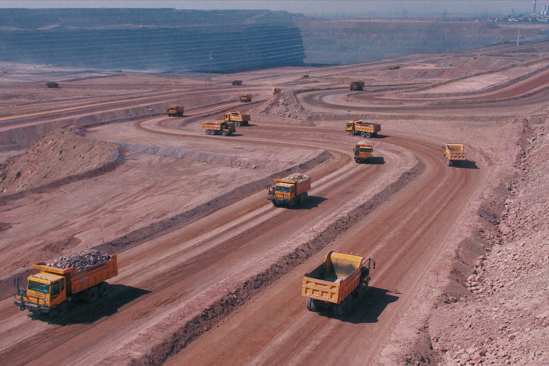 矿山全无人驾驶来了，易控智驾实现常态化“安全员下车”运营