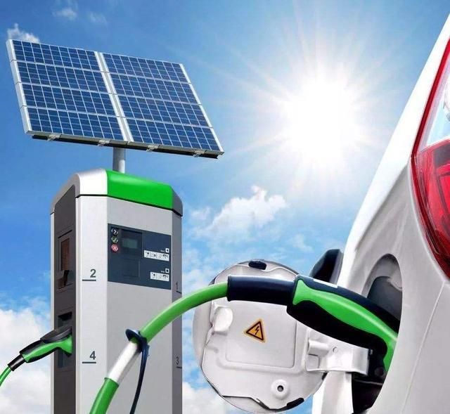 電動(dòng)車就一定省錢嗎？燃油、混動(dòng)、電動(dòng)到底哪個(gè)成本高？