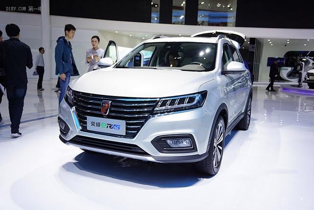 插電式混合動(dòng)力車在沒電的情況下油耗要比燃油車高多少？