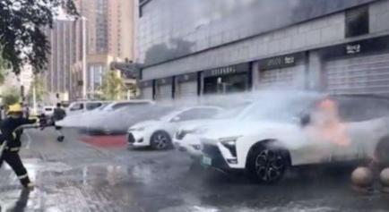 純電汽車自燃事件半年發生18起，插電混動車是不是要更安全？