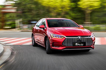 新能源车发展这么多年了，2018年的标杆都是什么样？