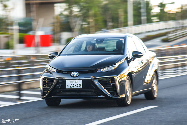 日本试驾丰田Mirai燃料电池汽车