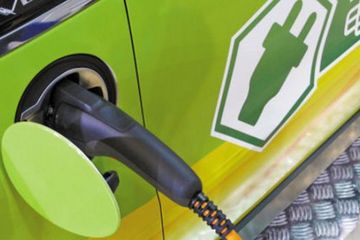 以智能化、信息化、网络化手段解决电动车充电问题