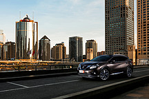 實力偶像派中級SUV，圖說日產樓蘭2.5L混動版