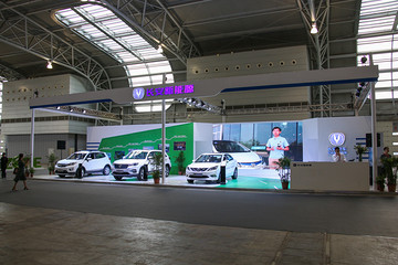 长安汽车携逸动PHEV、CS75 PHEV、CS15 EV360亮相2018未来汽车展