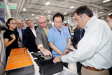 许家印赴美视察FF  高度赞赏FF技术实力