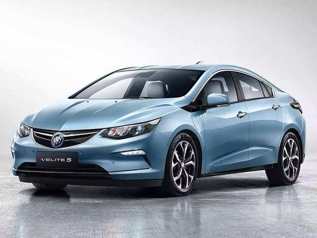 A級插電混動三廂轎車中，到底哪款車型加速最快？