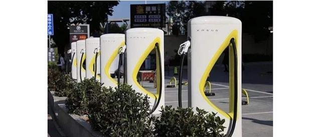 充電站VS換電站，哪種方式的運(yùn)營成本更高？