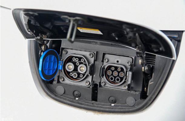 電動汽車會去除車載充電機嗎？未來充電方式又有哪些大的變革？