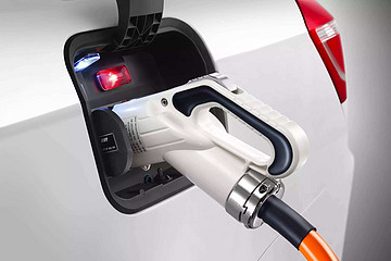 基于用车使用场景的充电解决方案研究