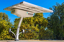 大众的偿债之路：Electrify America投建30座太阳能充电站