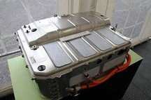 传统制造企业转型观察：悄然布局新能源