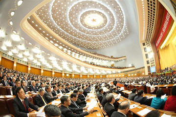 “两会”闭幕政策红利待释放 新能源车企或迎重大利好