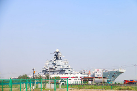 航母.jpg