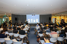 蔚來(lái)舉辦座談會(huì) 談?wù)勀切┠悴恢赖氖拢? >
                                </div>
                            </a>
                            <div   id=