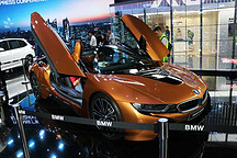 【新車駕到】寶馬i8敞篷版正式亮相廣州車展并接受預定
