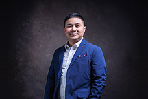 2019年伊始，鼎充新能源荣获杰出贡献企业与杰出贡献人物双奖