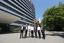 两天三城，“造车劳模”许家印赴德考察世界顶级汽车技术供应商