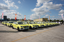 巡游出租车荣威Ei5护航进博会，“中国制造”高品质新能源汽车闪耀世界舞台