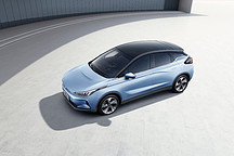 几何C高清官图曝光 搭载全LED灯组、具备多种灯效灯语