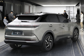 千里迢迢为‘U’而来，一个哪吒N01用户的告白