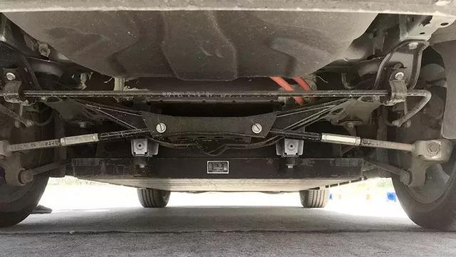 試駕比亞迪秦Pro EV超能版：離性能神車還差什么？