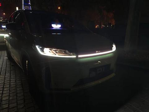滴滴的新欢PK旧爱：D1对比e5强在哪里