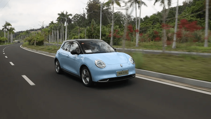 電動(dòng)汽車界來(lái)了一名芳心縱火犯