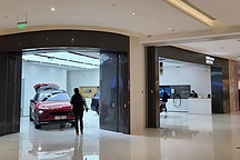 商场卖车：车企的新战场