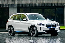 同样是大降价，宝马补偿老车主，特斯拉出来走两步？