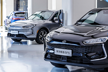 华为卖车，革命开始