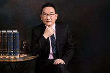 華為“藍(lán)血十杰”胡賽雄：非智能組織不可能生產(chǎn)出智能汽車