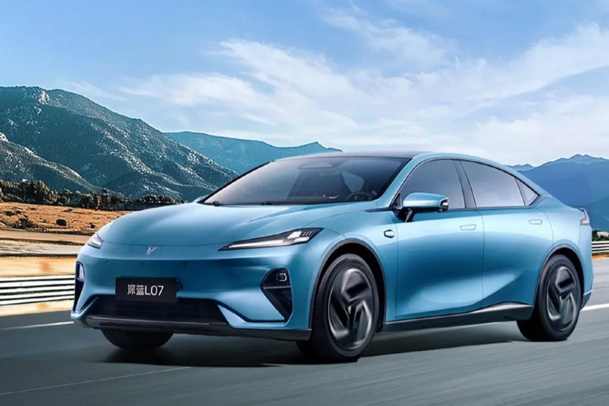 深蓝L07明日上市：华为智驾加持，增程纯电双版本亮相