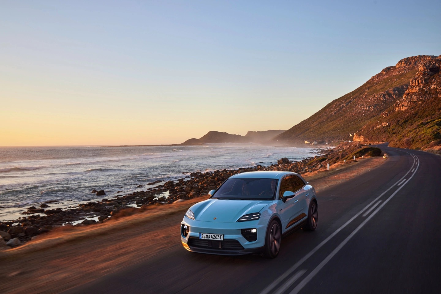 大众汽车投资者施压奥博穆：请辞保时捷CEO职务