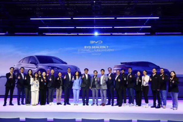 比亚迪海狮07EV欧洲上市，预计明年交付，续航超450公里