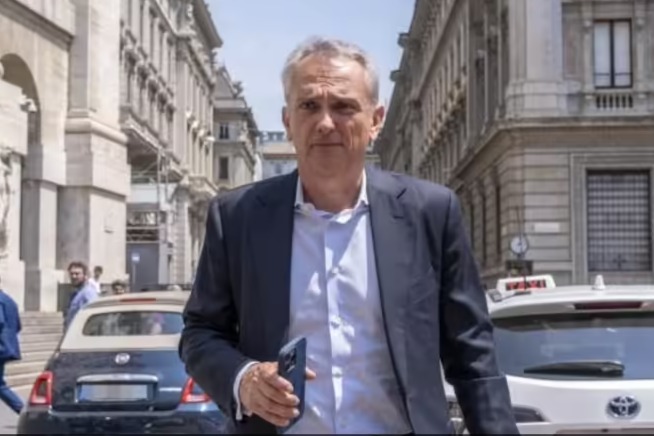 消息称前苹果CFO或成Stellantis新CEO，集团否认传言