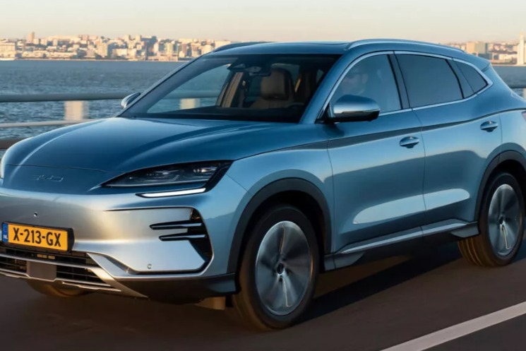 中国汽车制造商加大欧洲混动车出口，规避新关税