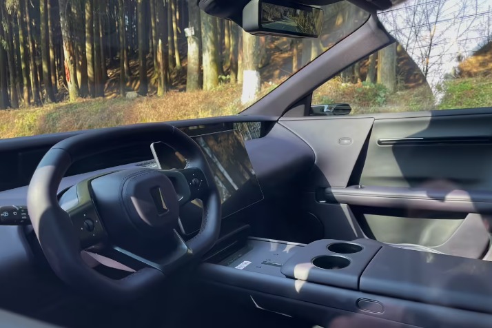 阿维塔06实车内饰曝光，预计二季度上市