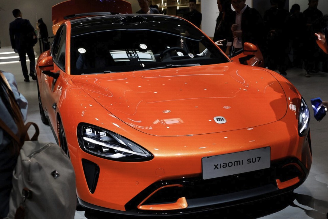 消息称小米SU7累计订单近30万，交付压力大，目前只交付一半