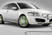 新能源汽车该不该买？怎么选能经济实惠？