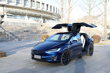 特斯拉面向华人销售的电动汽车无故自燃，技术还是软件问题