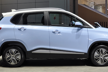 全新哪吒NO1将于8月上市，续航430KM，能否“闹海成功”？